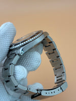Rolex Submariner Date 16800 – Recently Serviced and Fully Linked - Image 9