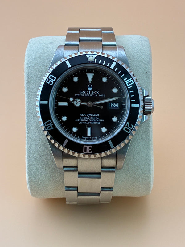 Rolex Sea-Dweller 16600 – Circa 1995 - Excellent Condition - Strong Running Example