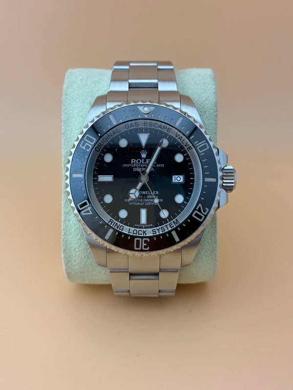 Rolex Deepsea Sea-Dweller 116660 – 2013 – Full Set