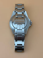 Rolex Submariner 14060M – 2-Line No Date – Classic Aluminum Bezel - Image 4